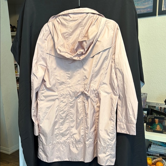 Cole Haan Signature Packable Hooded Rain Jacket – Petites XL – Blush Pink - Picture 9 of 9
